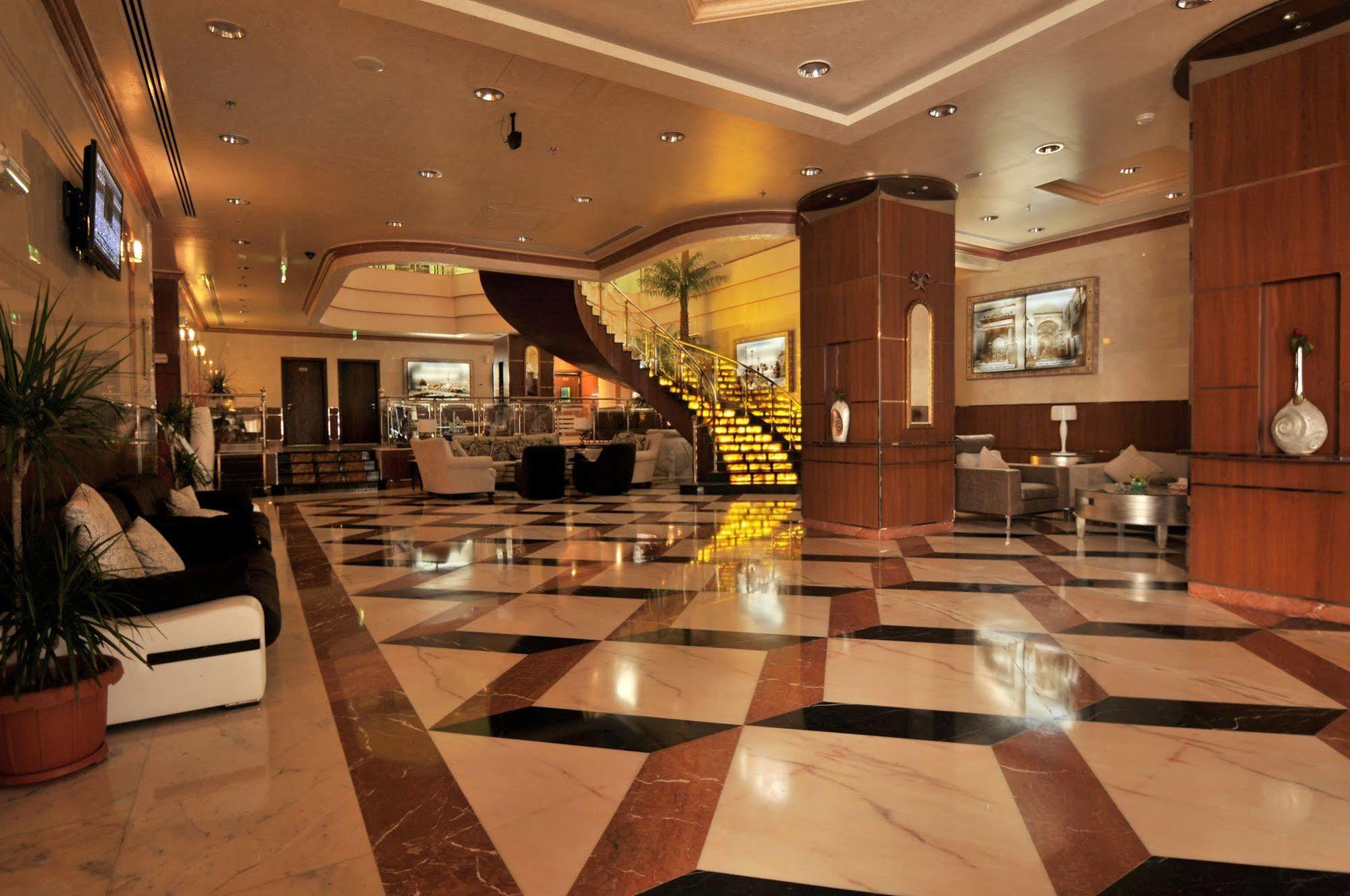 ホテルGrand Marmara マディーナ エクステリア 写真